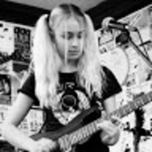 Meet your Posher, Claire